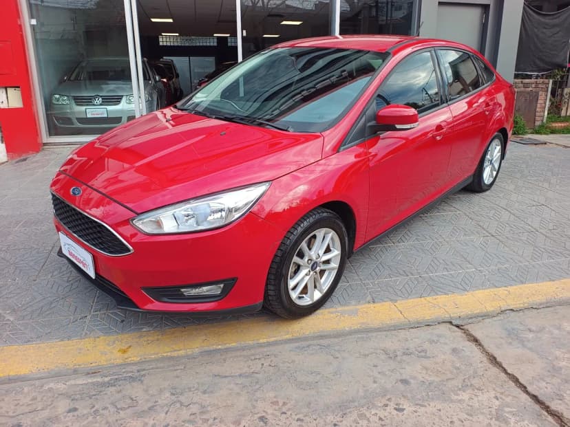 Ford Focus III 2.0 Sedan Se At6