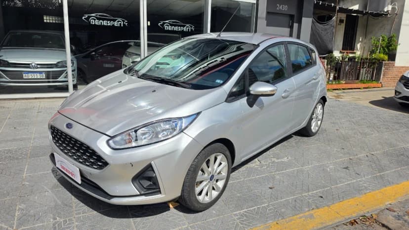 Ford Fiesta Kinetic 1.6 Se Plus 120cv