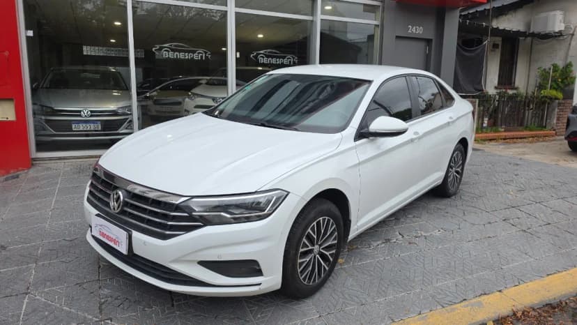 Volkswagen Vento 1.4 Comfortline 150cv At